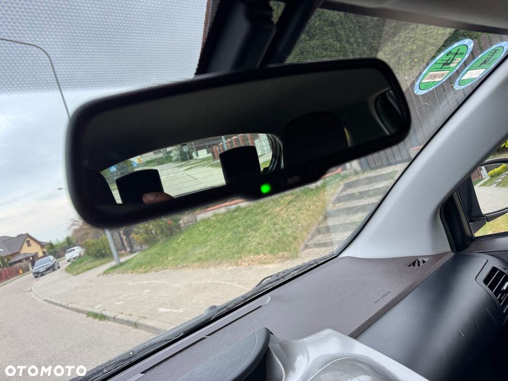 Toyota iQ 1.0 Multidrive + - 30