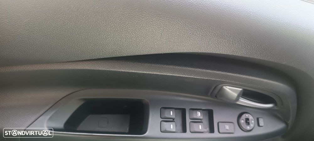 Kia Rio 1.2 CVVT EX - 11