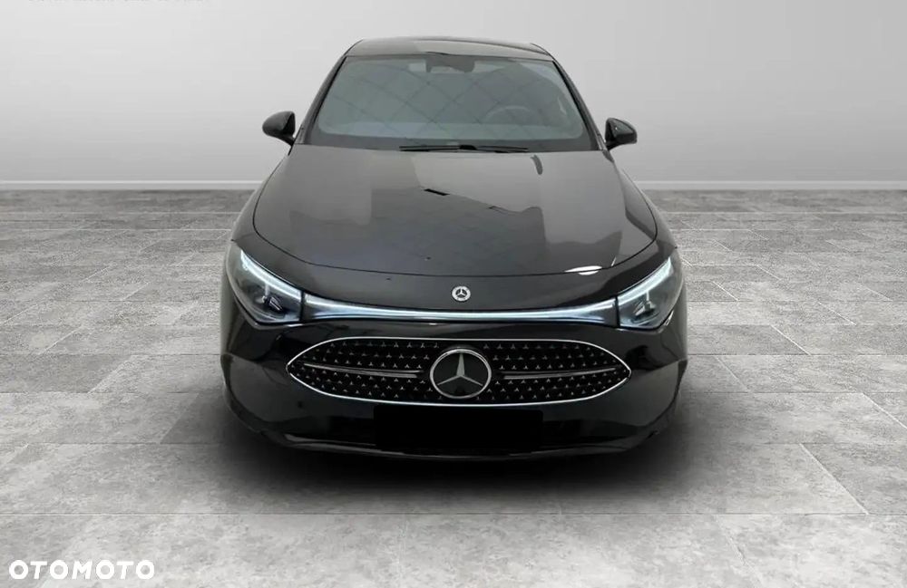 Mercedes-Benz CLA 200 mHEV 8G-DCT - 2