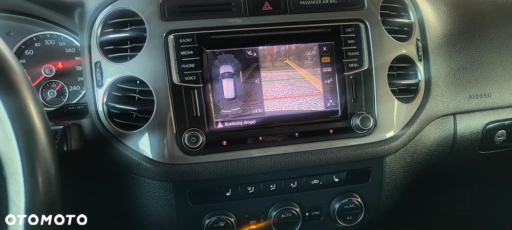 Volkswagen Tiguan - 20