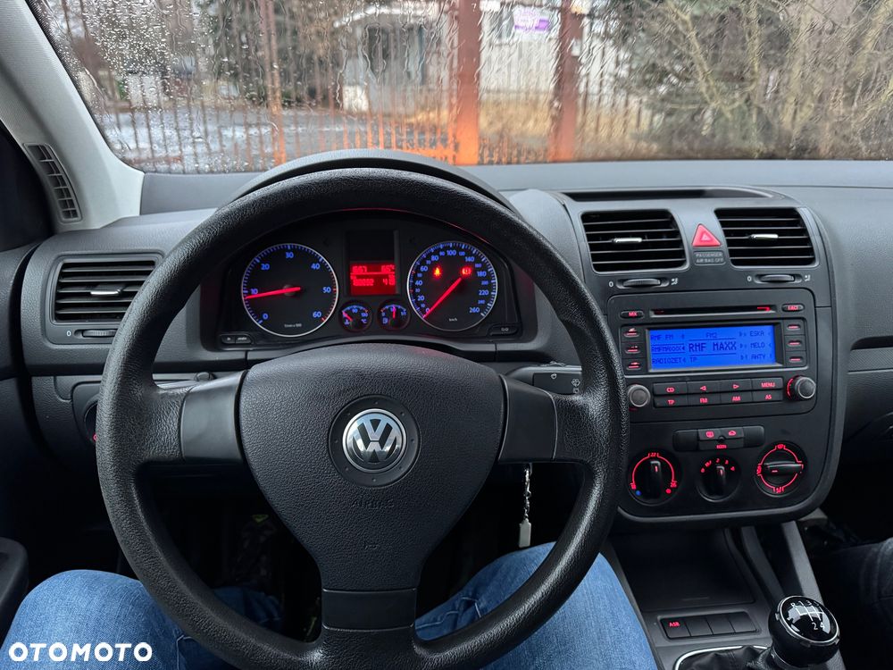 Volkswagen Golf - 9