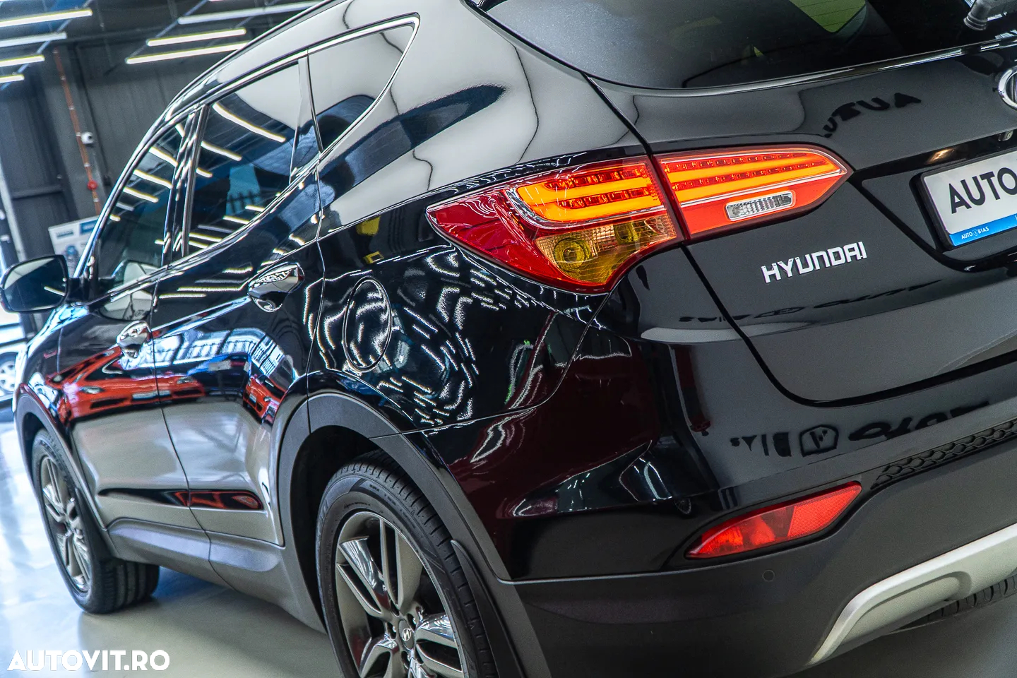 Hyundai Santa Fe 2.2 CRDi 4WD Automatik Premium - 32