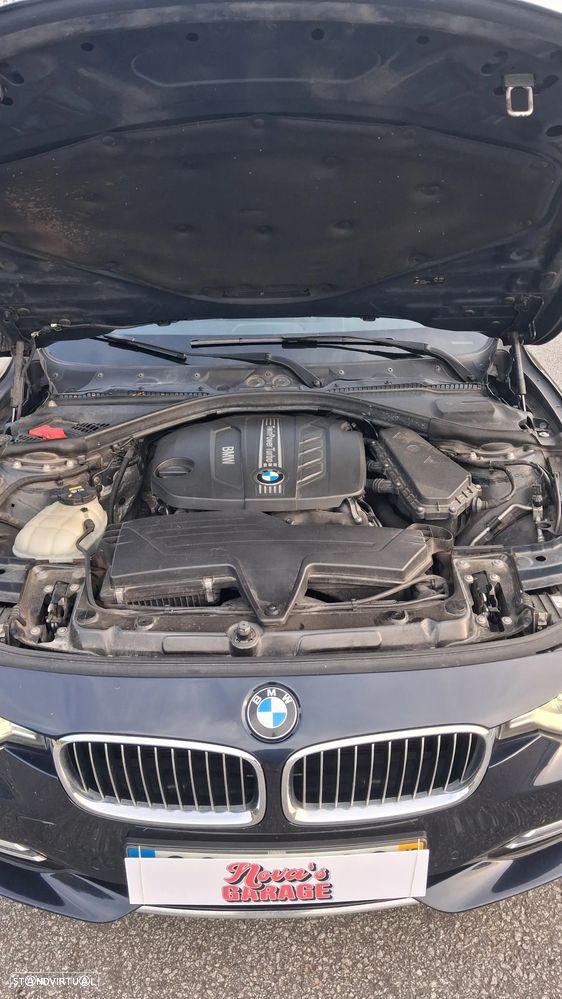 BMW 320 d Auto Line Luxury - 40
