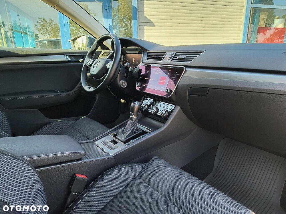 Skoda Superb 2.0 TSI Style DSG - 9