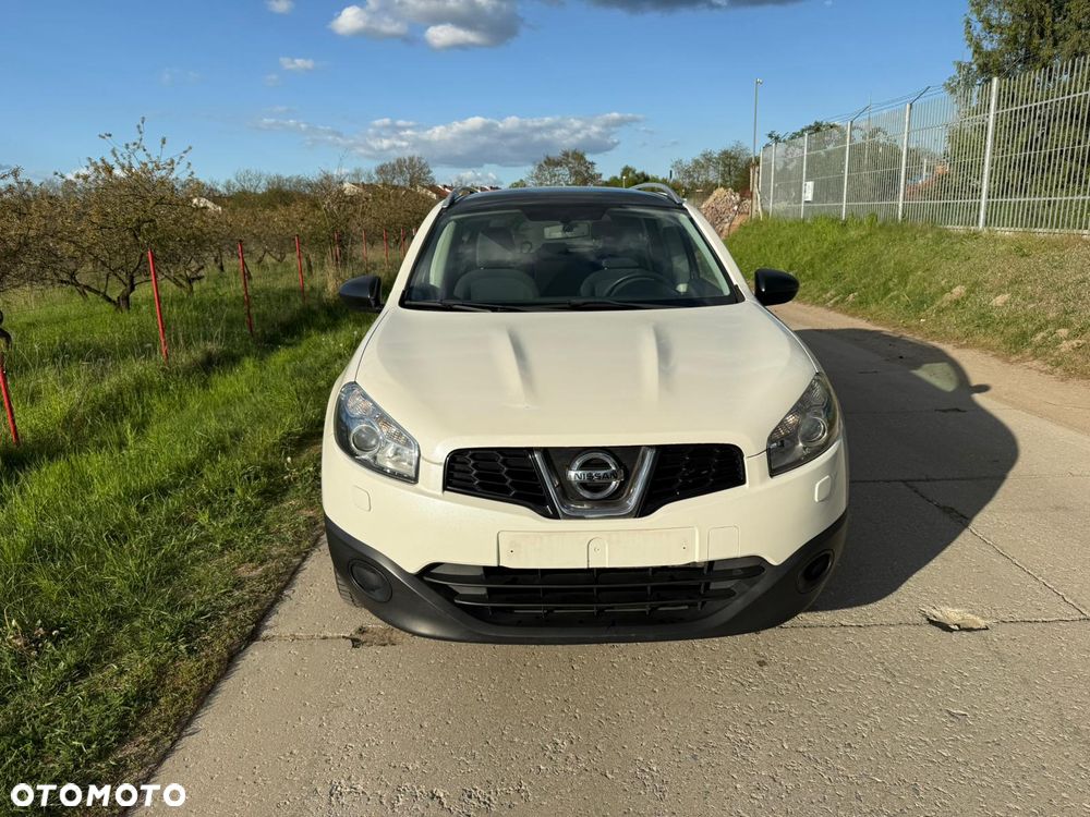 Nissan Qashqai+2 - 10
