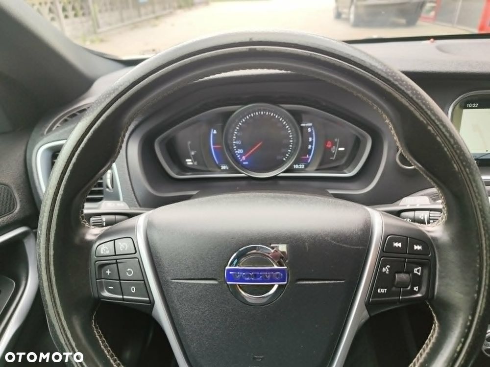 Volvo V40 D2 Drive-E R-Design Momentum - 28