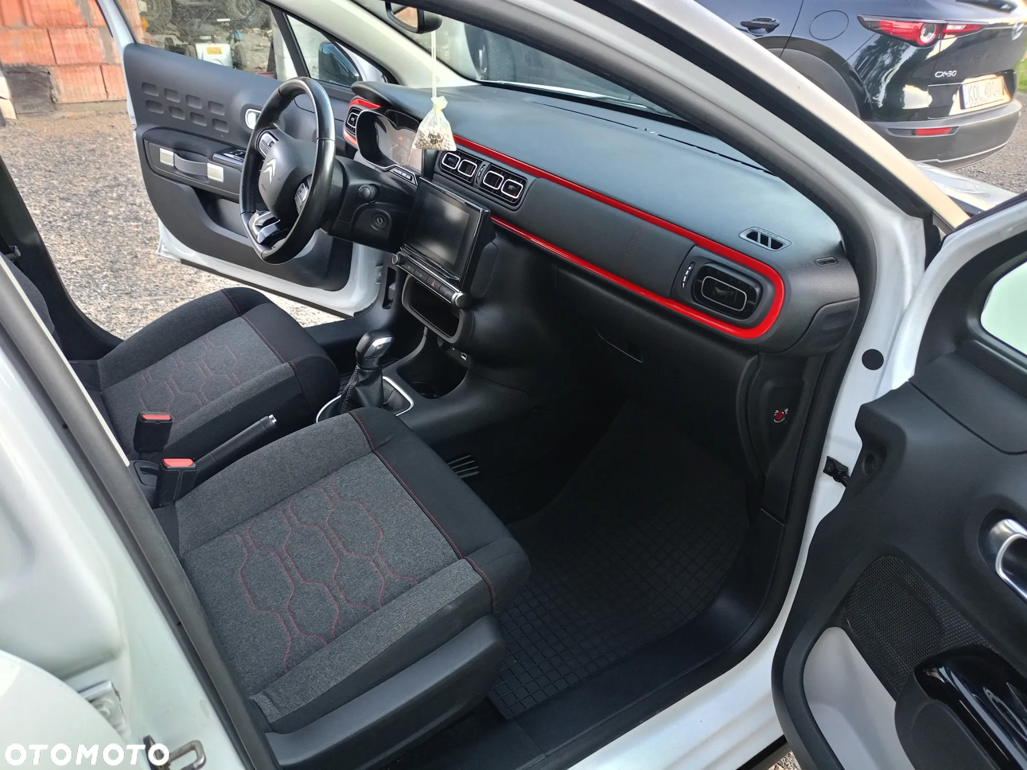 Citroën C3 1.2 PureTech Shine - 13