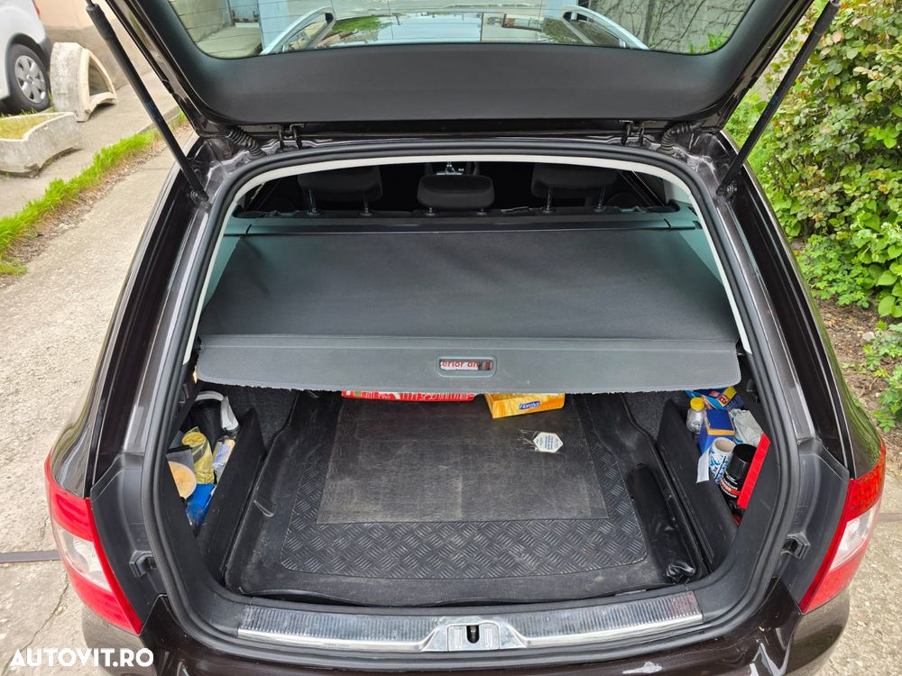 Skoda Superb 2.0 TDI 4X4 Elegance - 12