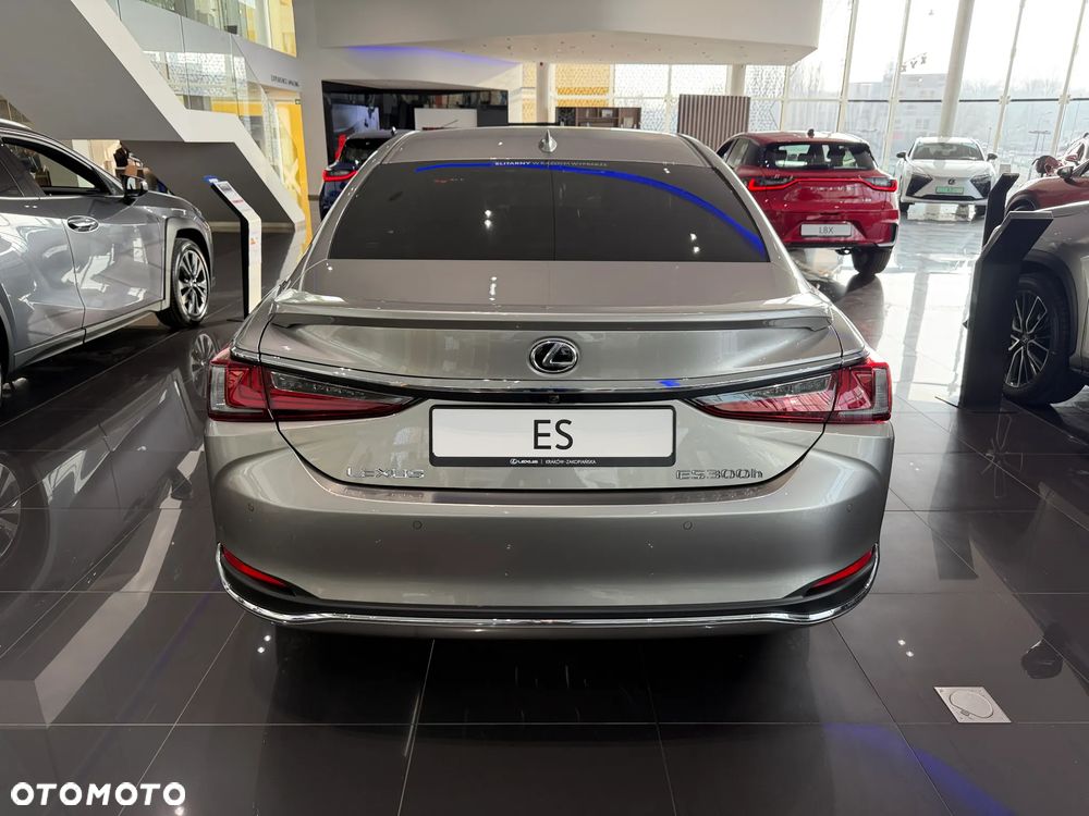 Lexus ES 300h Prestige - 5