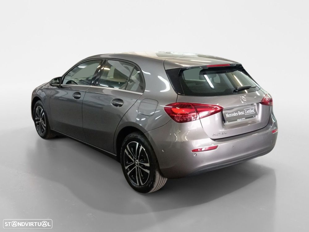 Mercedes-Benz A 250 e - 3