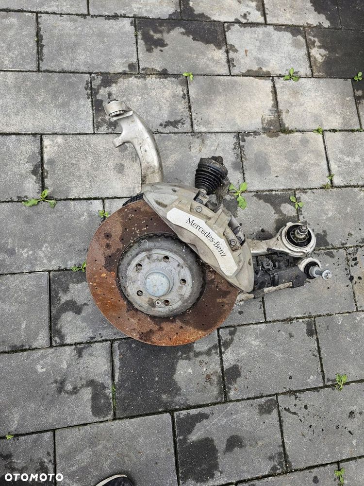zwrotnicza tarcza zacisk wahacz mercedes glc 254 a2540100 - 1