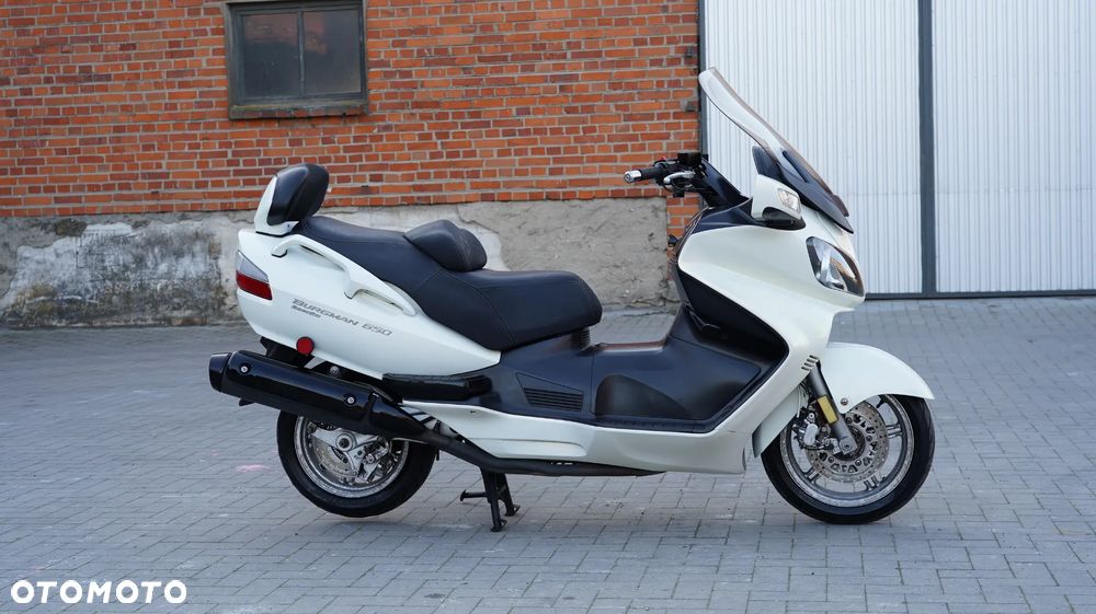 Suzuki Burgman - 8