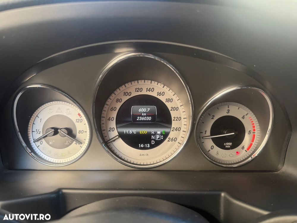 Mercedes-Benz GLK - 22