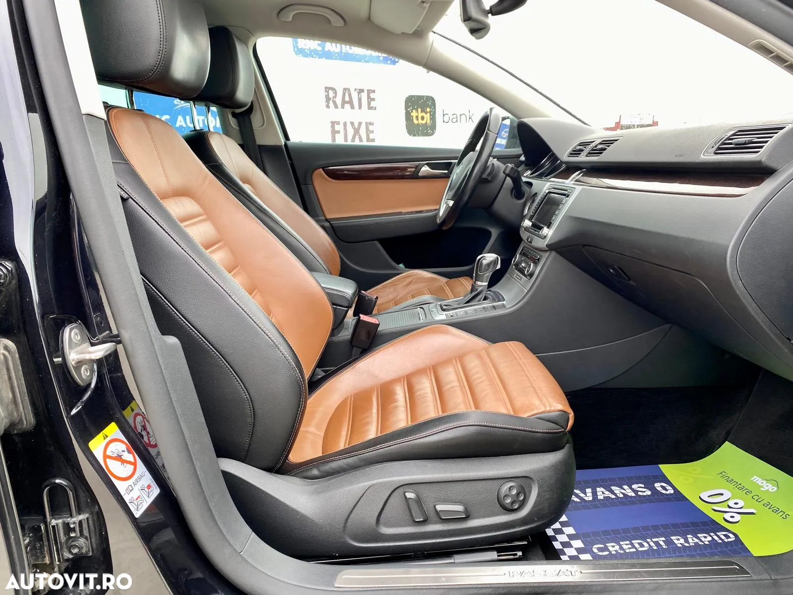 Volkswagen Passat Variant 2.0 TDI DPF DSG R-Line Edition Plus - 10