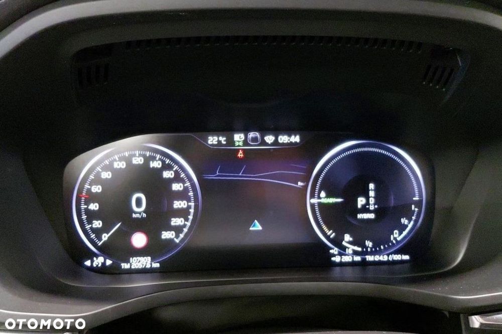 Volvo XC 60 T6 AWD Recharge Geartronic RDesign - 12
