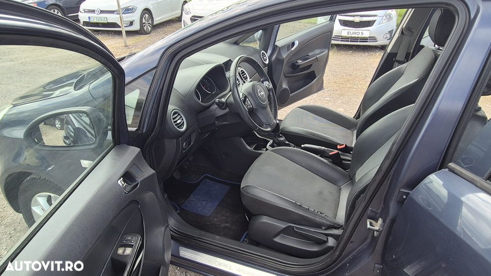Opel Corsa 1.4 16V Innovation - 6