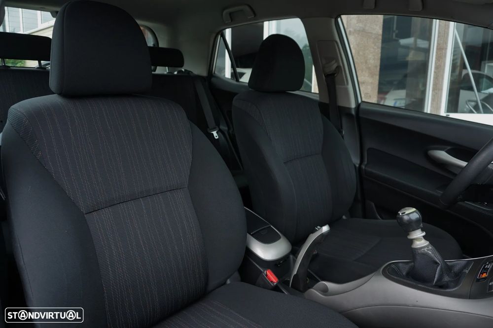 Toyota Auris 1.4 D-4D Comfort+Navi - 21