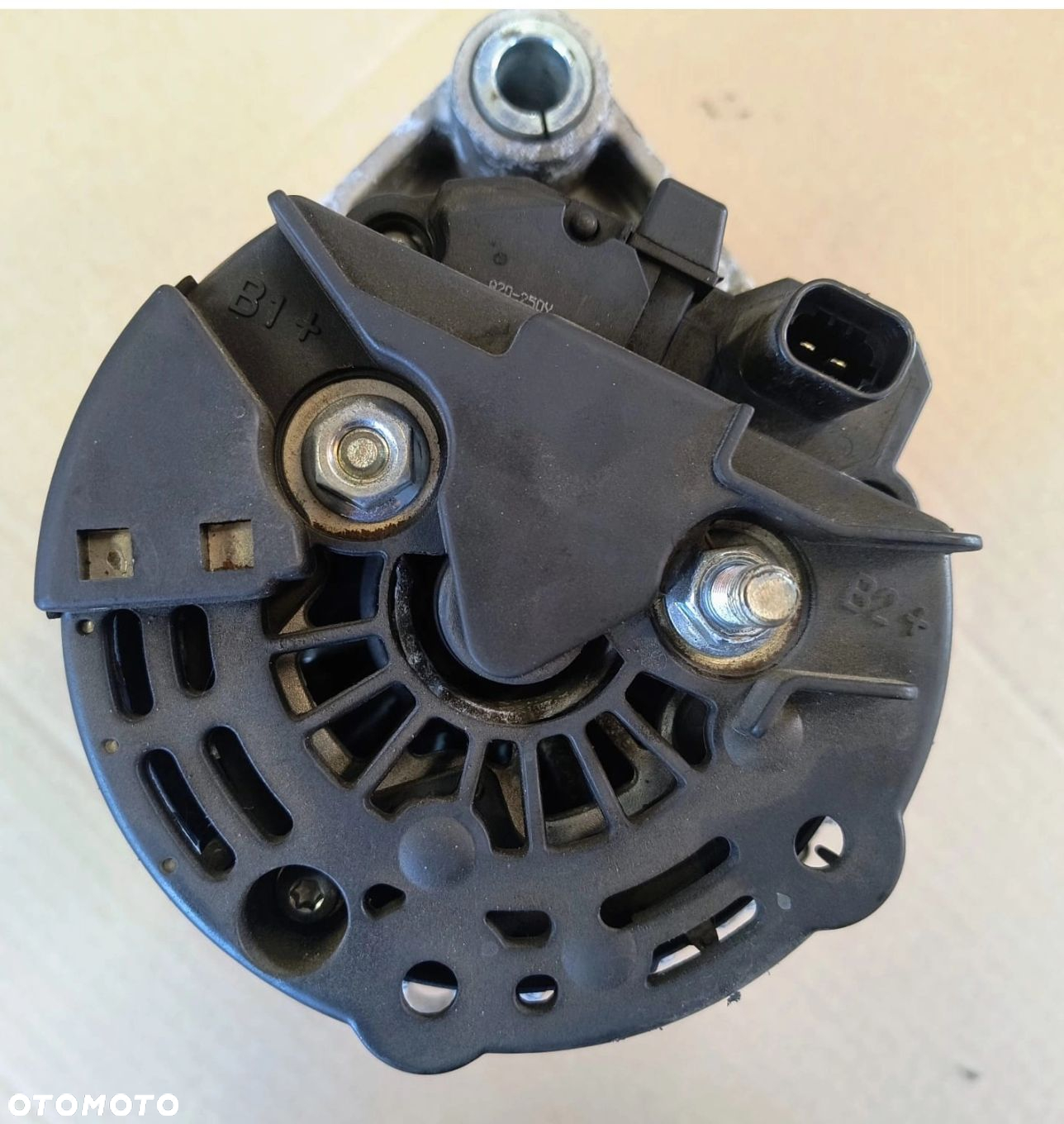 .Vectra C alternator 1,9CDTI 150KM Astra H Zafira B Opel - 2