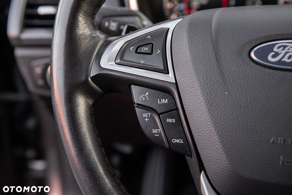 Ford Mondeo 2.0 TDCi Titanium PowerShift - 28