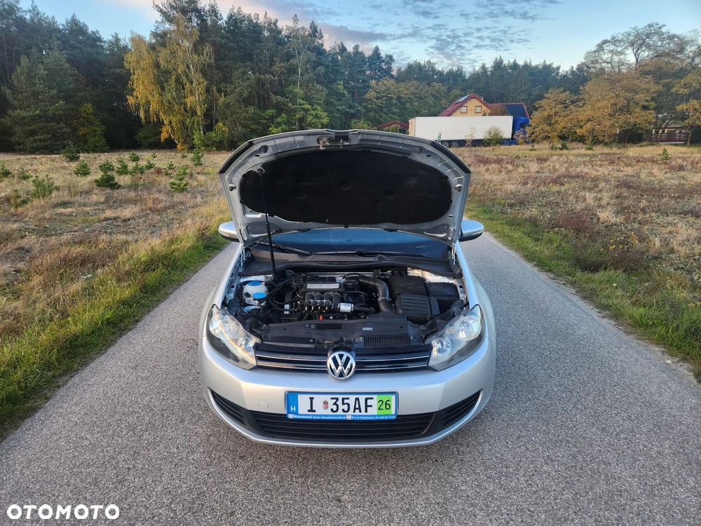 Volkswagen Golf - 28
