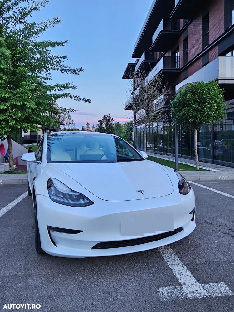 Tesla Model 3 Langstreckenbatterie Allradantrieb Dual Motor - 13