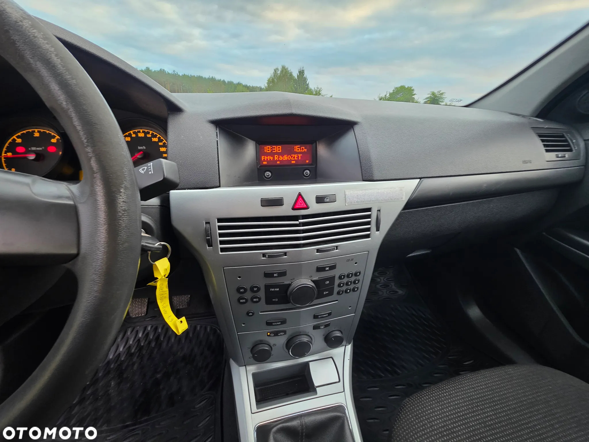Opel Astra 1.9 CDTI DPF Innovation - 21