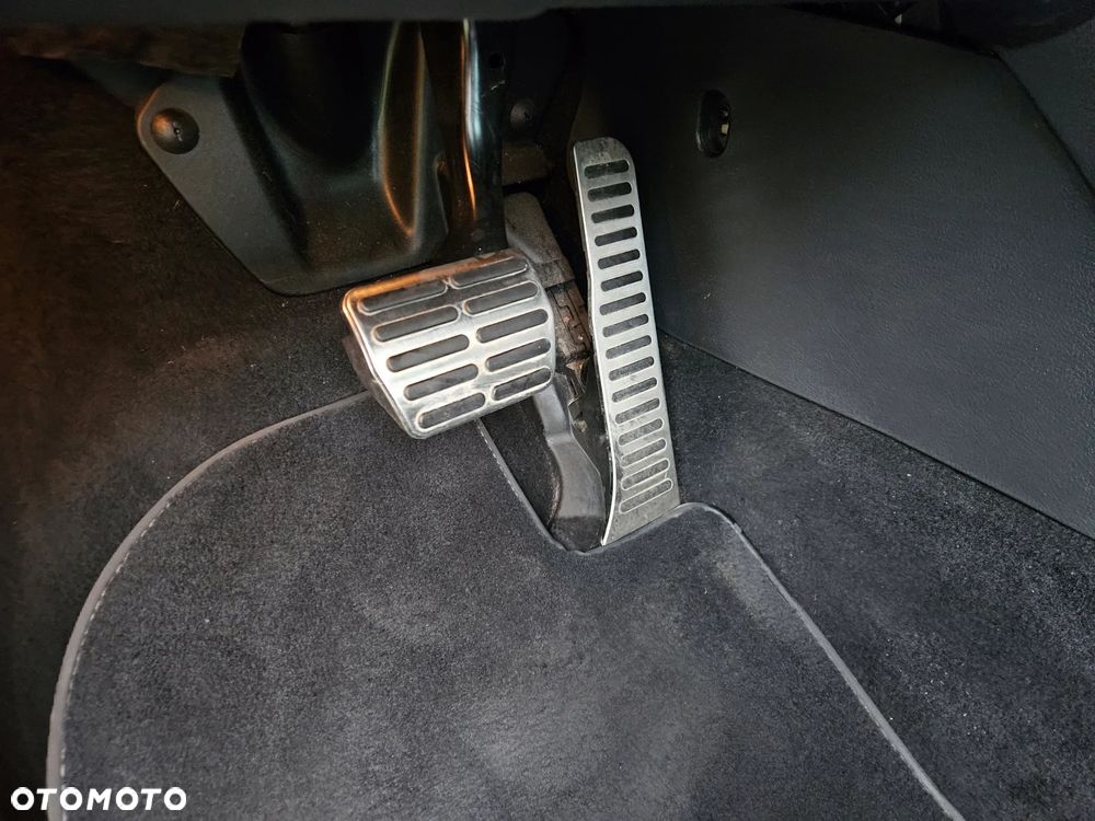 Volkswagen Golf Plus 1.2 TSI DSG Style - 10
