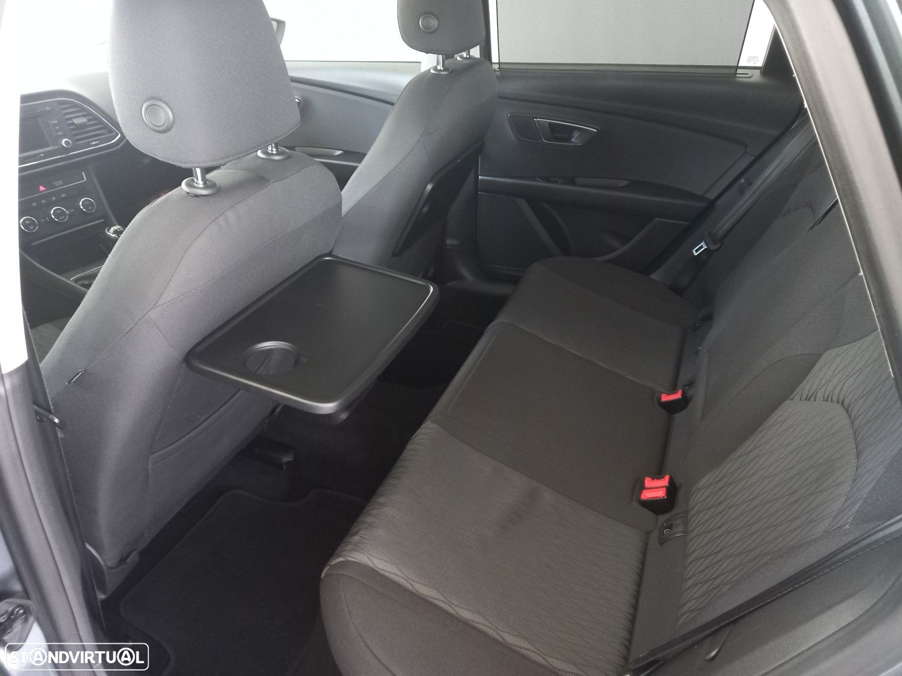 SEAT Leon ST 1.6 TDI Style Ecomotive - 6