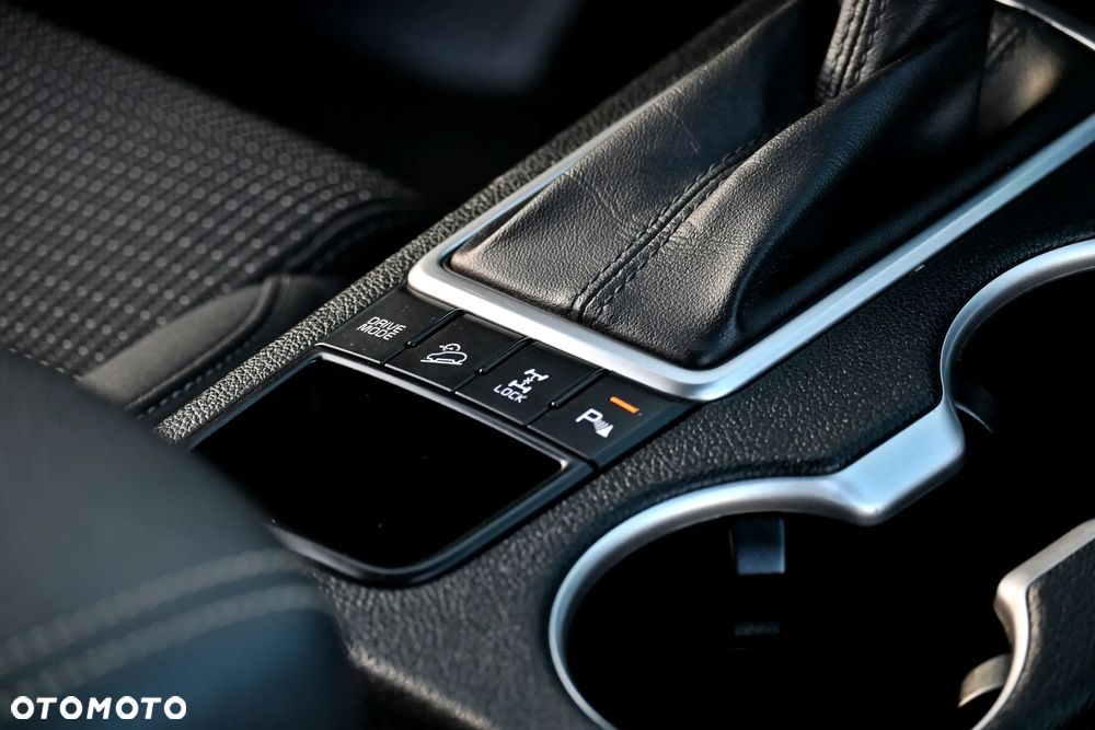 Kia Sportage 1.6 T-GDI Business Line 4WD DCT - 27