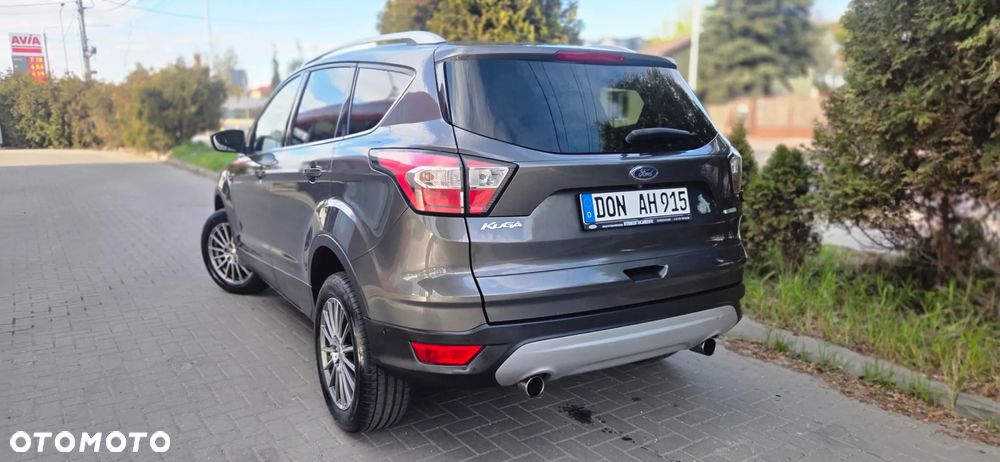Ford Kuga 1.5 EcoBoost 2x4 Titanium - 11