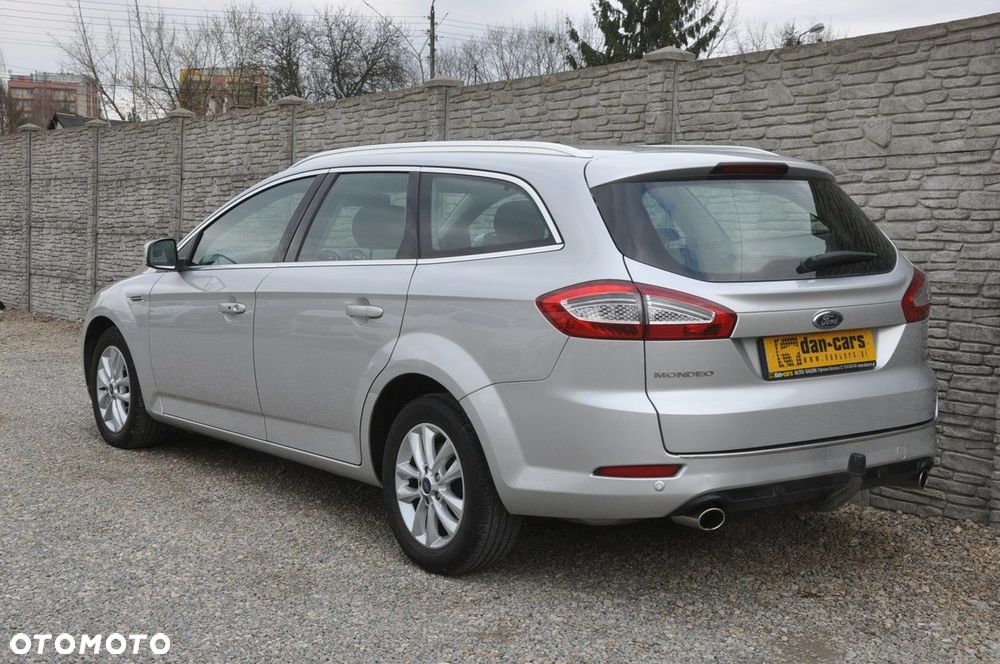 Ford Mondeo 2.0 EcoBoost Titanium - 3