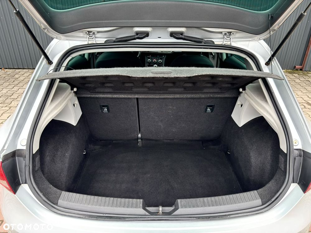 Seat Leon 2.0 TDI DPF Style - 23
