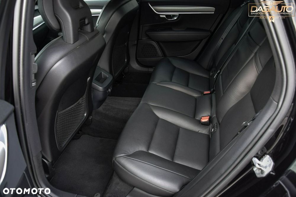 Volvo V90 D5 SCR AWD Inscription - 28