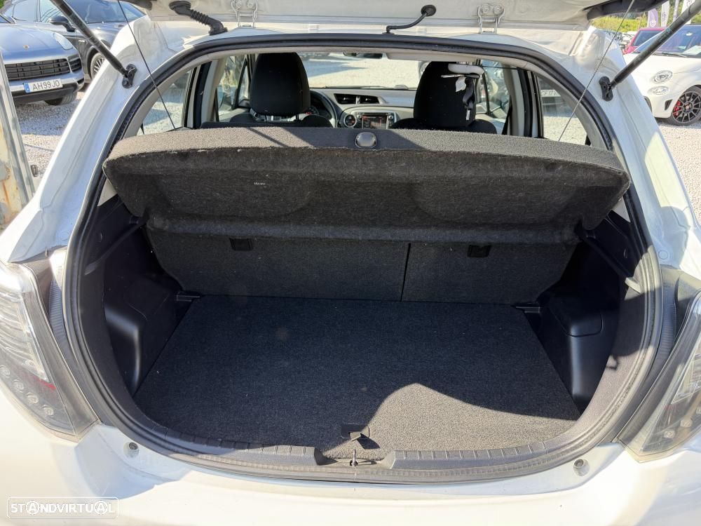 Toyota Yaris 1.4 D-4D Sport +P.Tec. +P.Lu.+TSS - 22