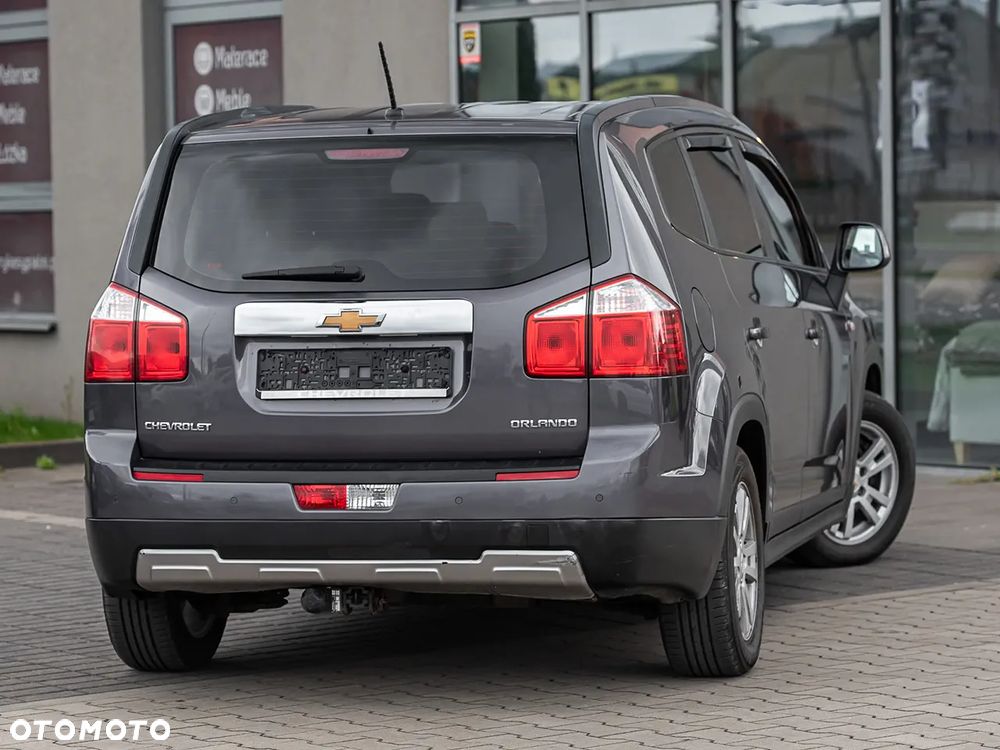 Chevrolet Orlando - 12