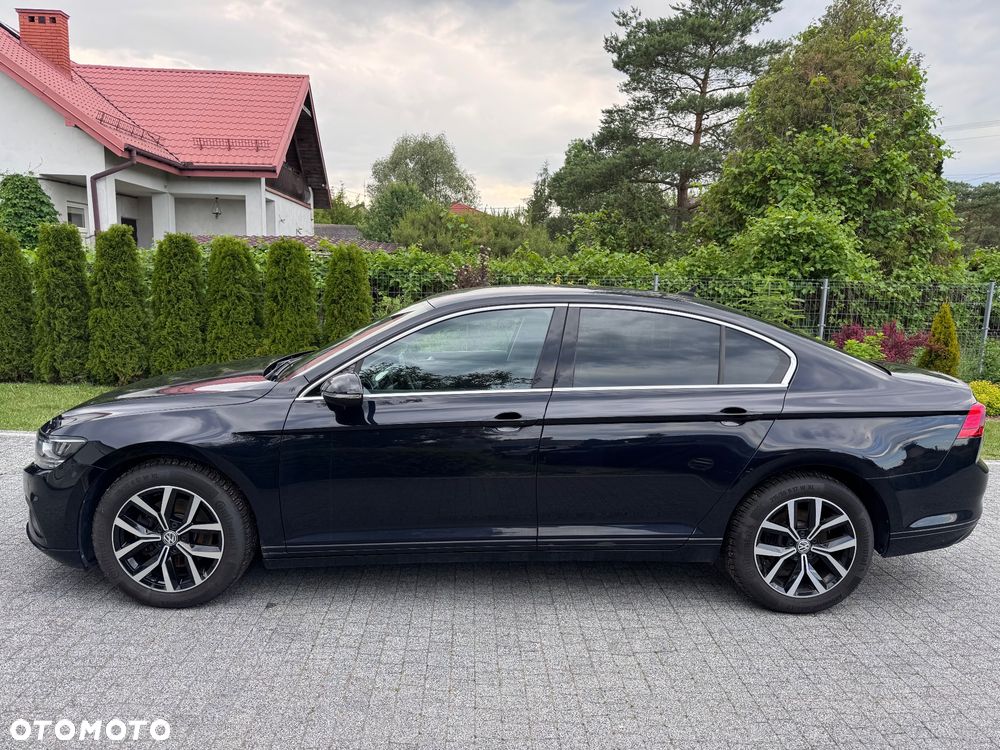 Volkswagen Passat 2019 photo 2