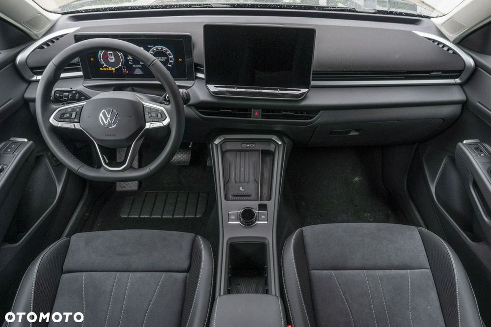 Volkswagen T-Roc - 19