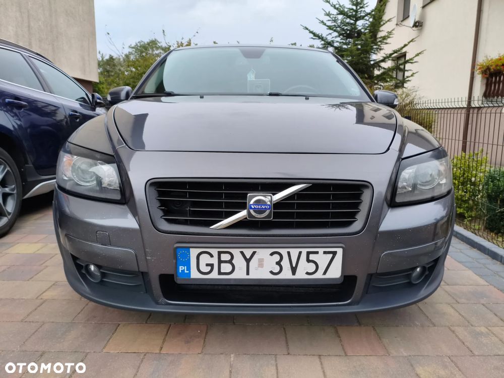 Volvo C30 2.0D Powershift Momentum - 10