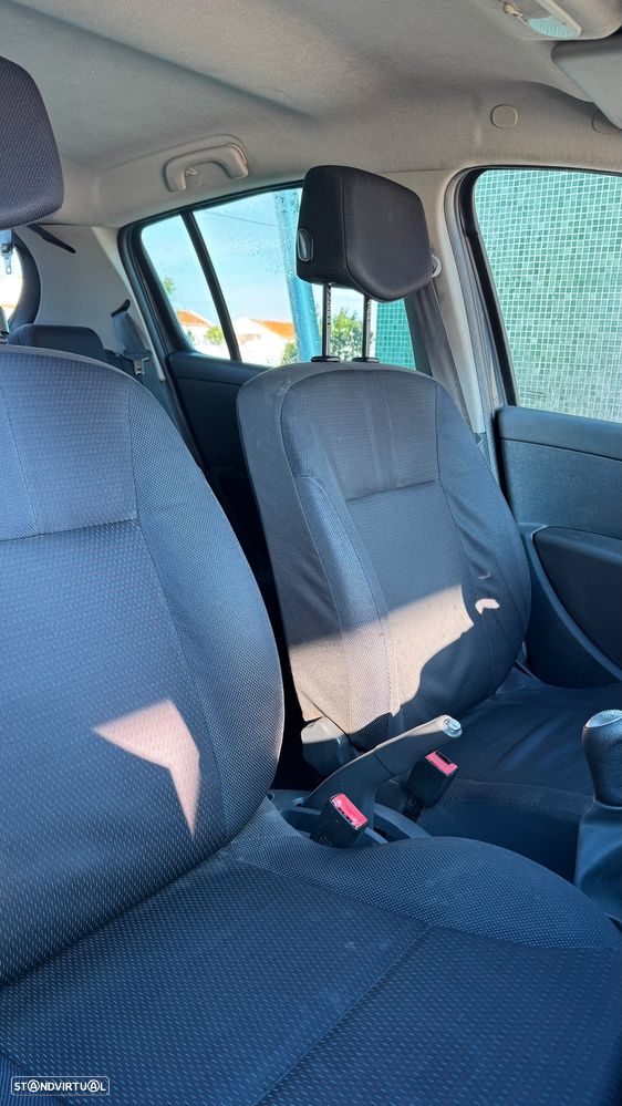 Renault Clio 1.2 16V Confort - 18