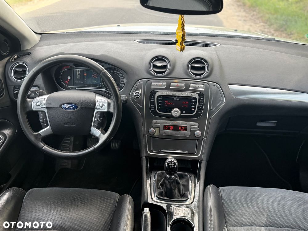 Ford Mondeo 2.0 TDCi Titanium - 9