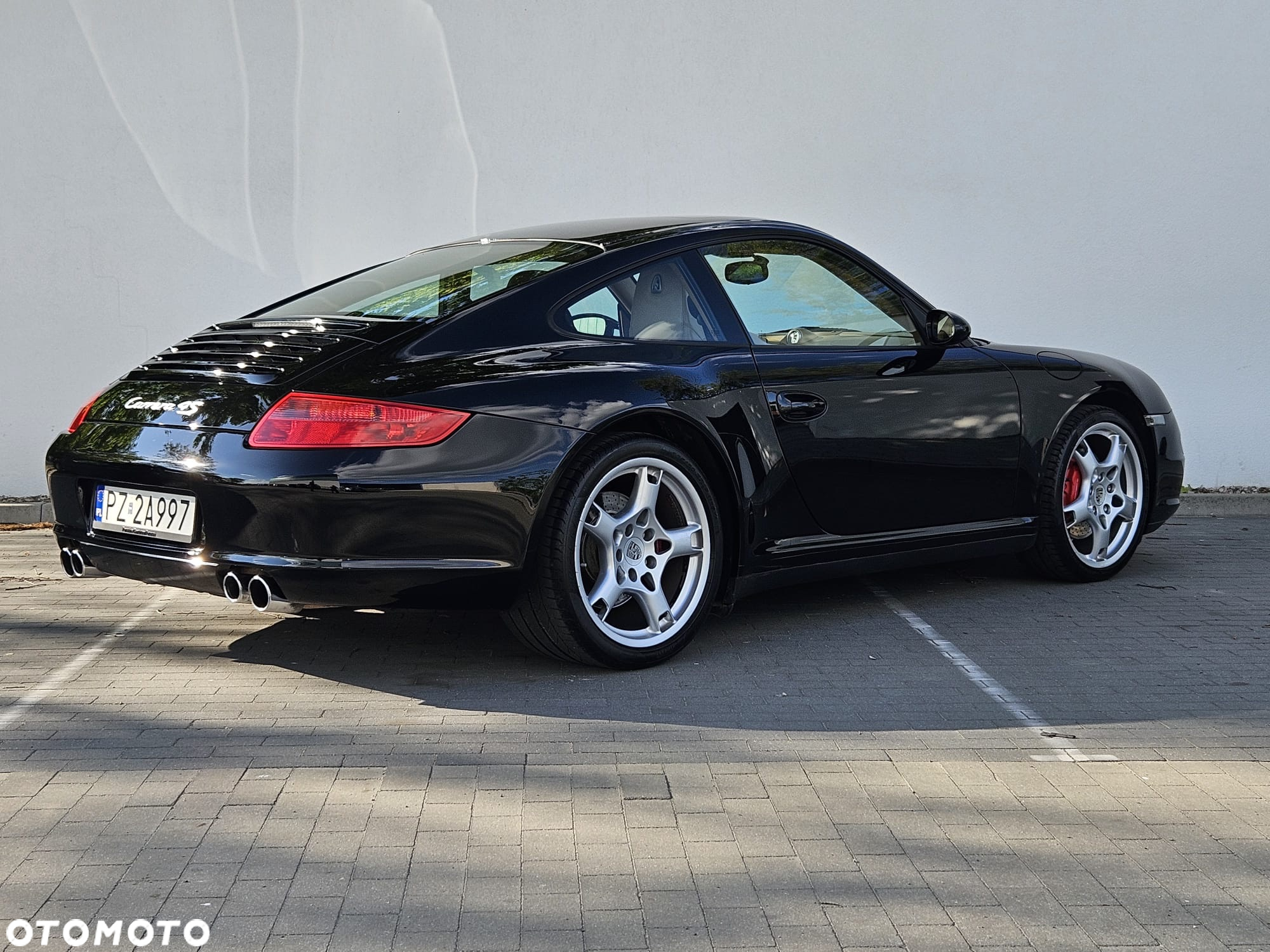 Porsche 911 Carrera 4S - 15