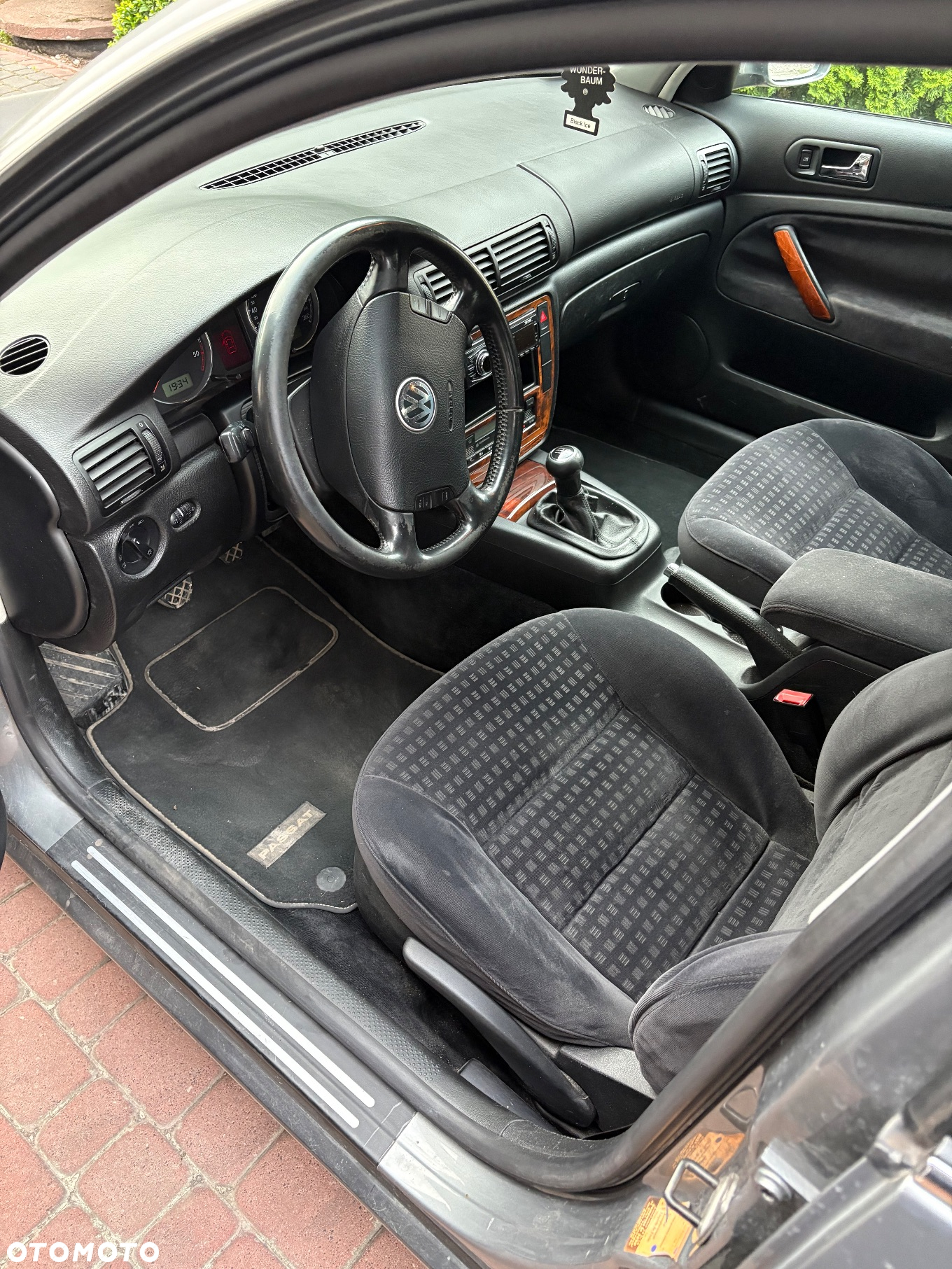 Volkswagen Passat 1.9 TDI Basis - 10
