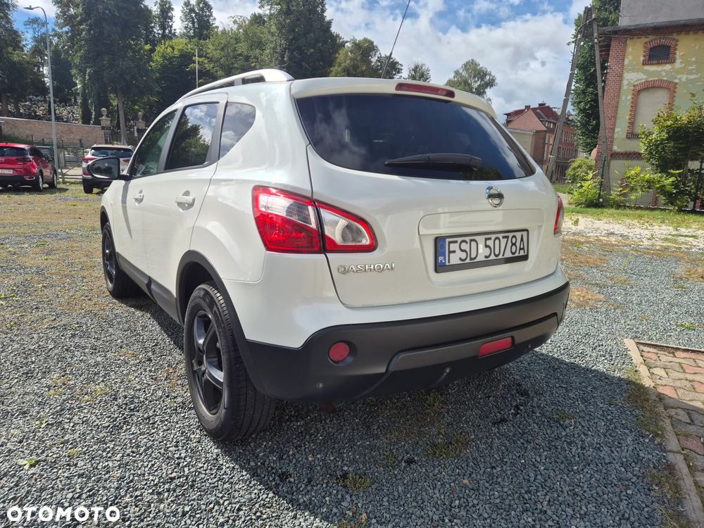 Nissan Qashqai - 13