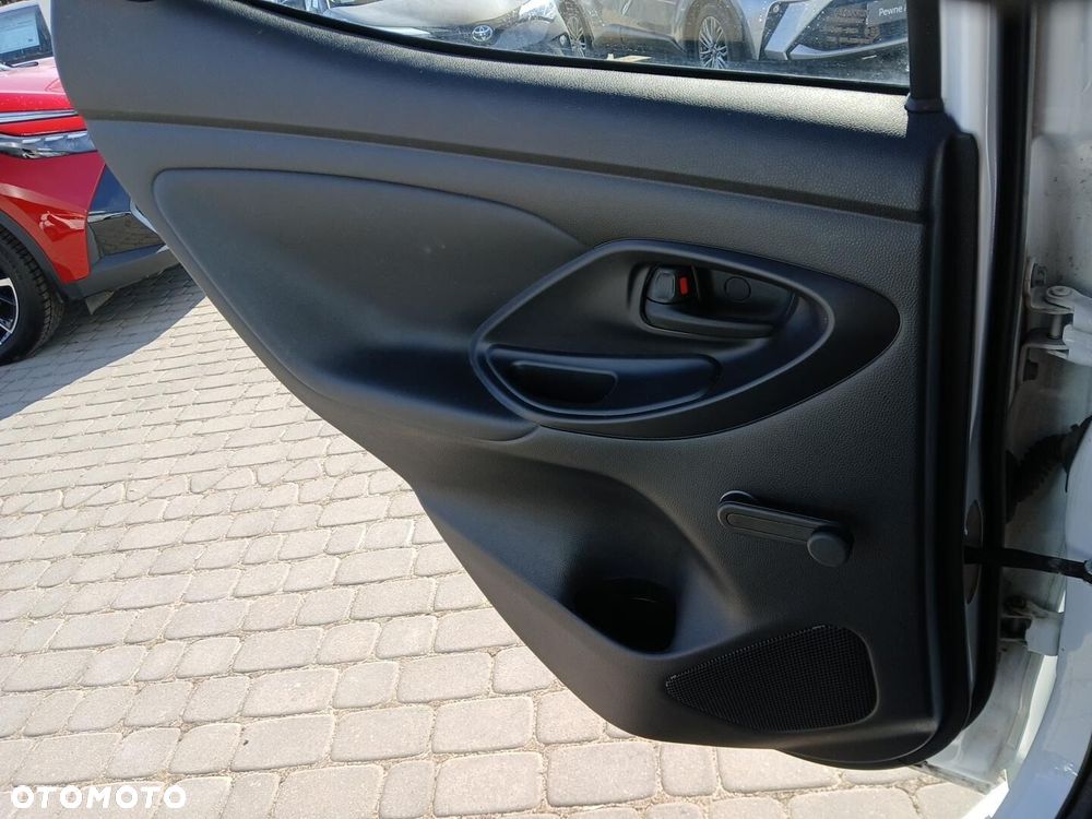 Toyota Yaris - 41
