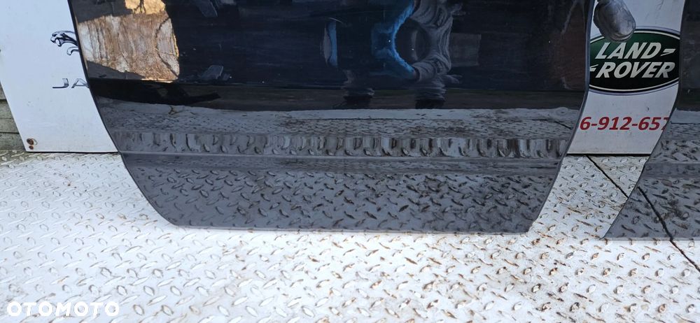 RAM 1500 V 5  2019- Big Horn KRÓTKI QUAD CAB 1,5 Drzwi przód prawy Drzwi przednie prawe  KOMPLETNE KOLOR PXJ - 18