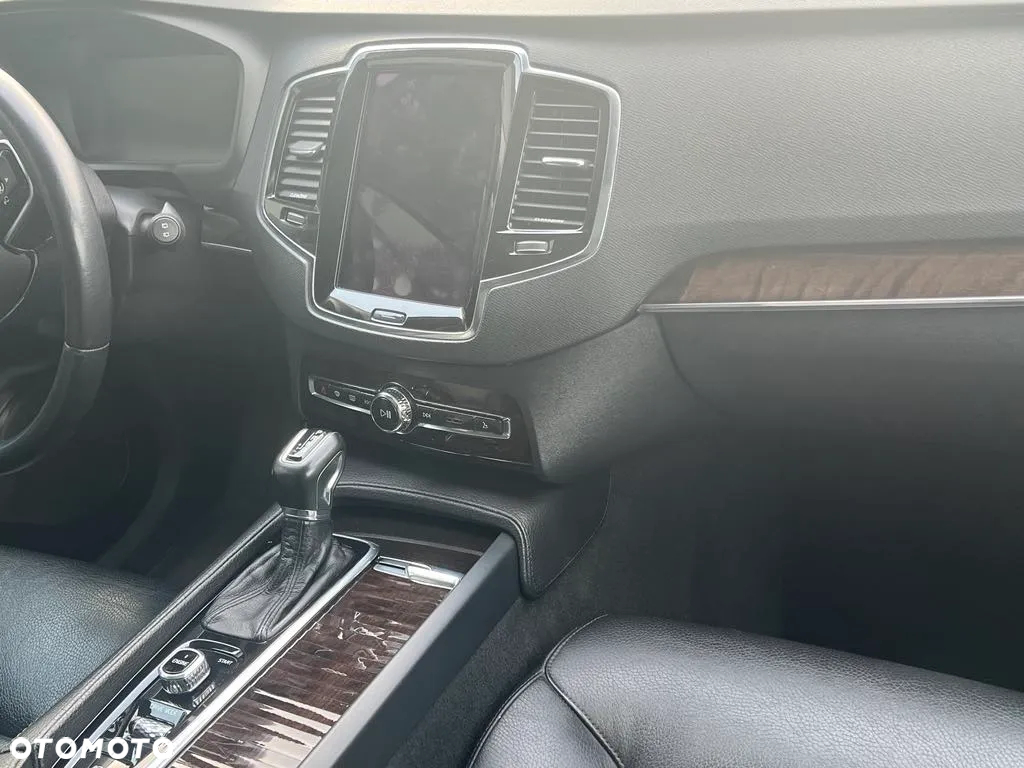 Volvo XC 90 T6 AWD Geartronic Momentum - 12