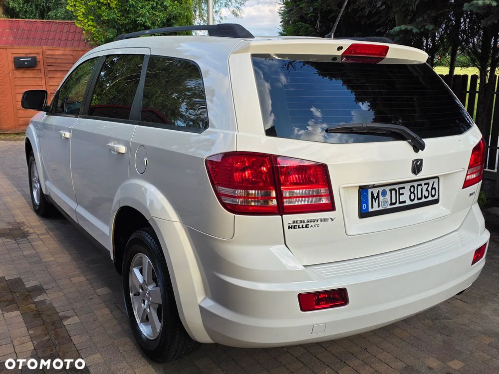 Dodge Journey 2.4 SXT - 7