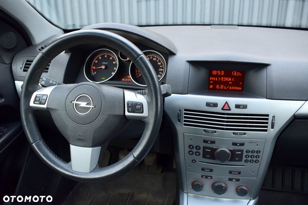 Opel Astra 1.4 Edition 111 Jahre - 16