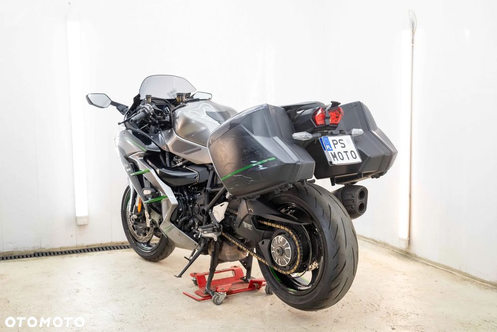 Kawasaki Ninja H2 SX - 8