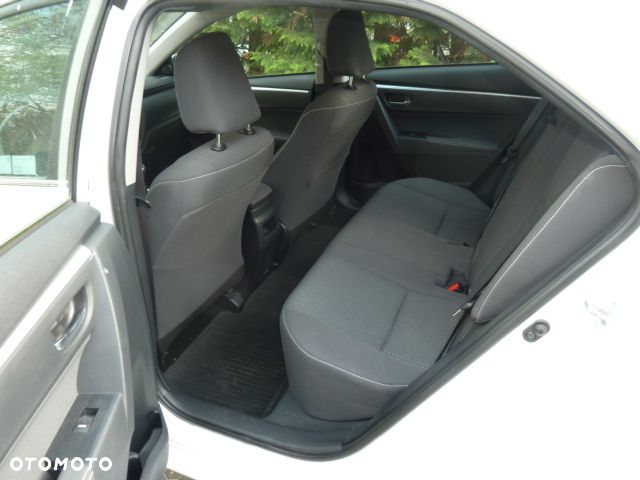Toyota Corolla - 6